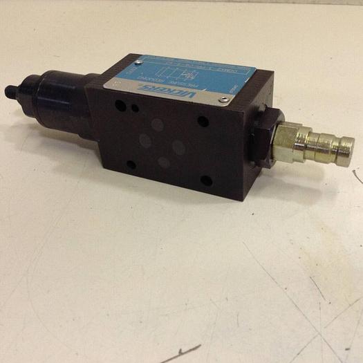 Used VICKERS Pressure Reducing Valve DGMX2-3-PP-CW-S-40 #87686