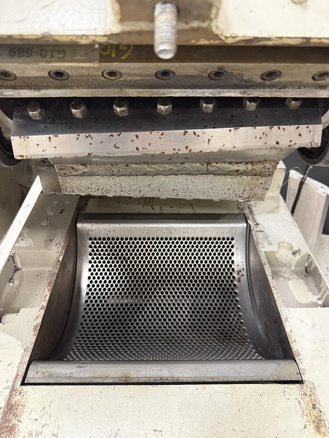 Used DNL / NOT CLEANED NELMOR G1012M1 GRINDER GRANULATOR USED