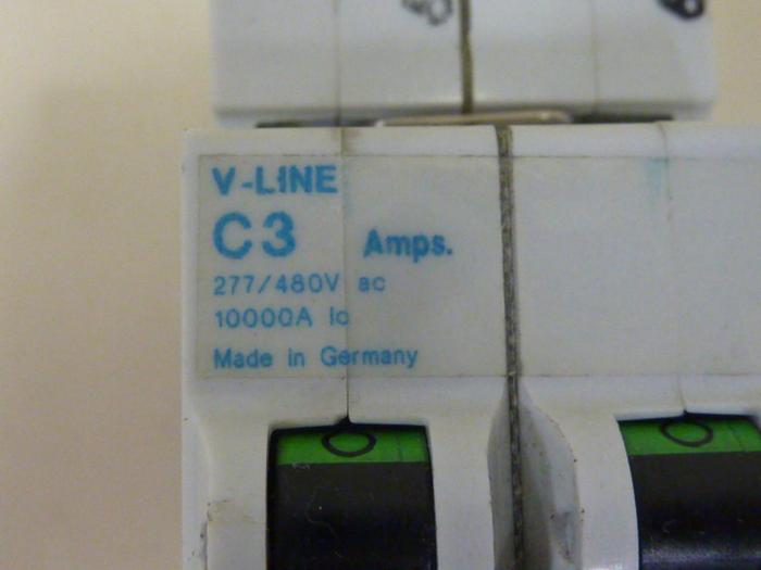 Used GENERAL ELECTRIC V-Line 3 Amp Breaker V07203 #64218