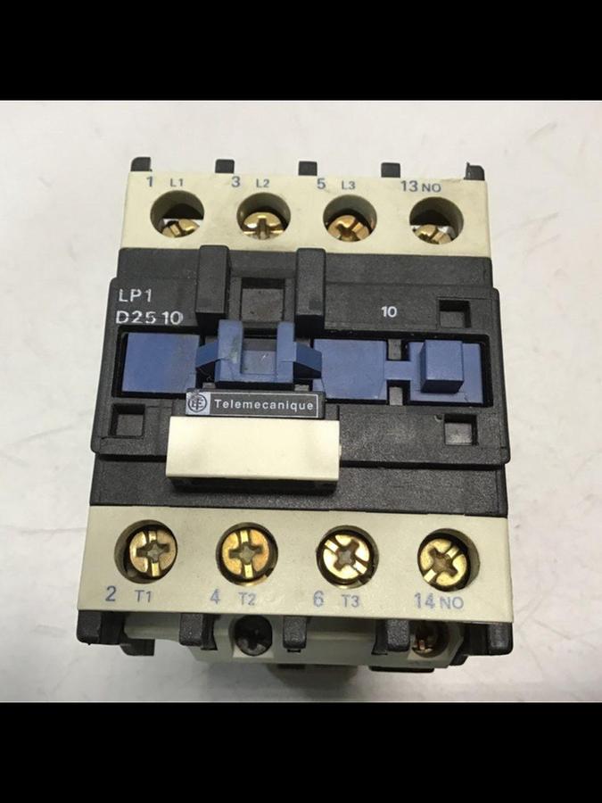Used TELEMECANIQUE Contactor LP1D2510 Used