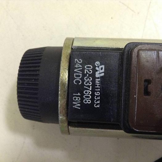 Used VICKERS Directional Valve DG4V3S7AMUHL760EN490 #77762