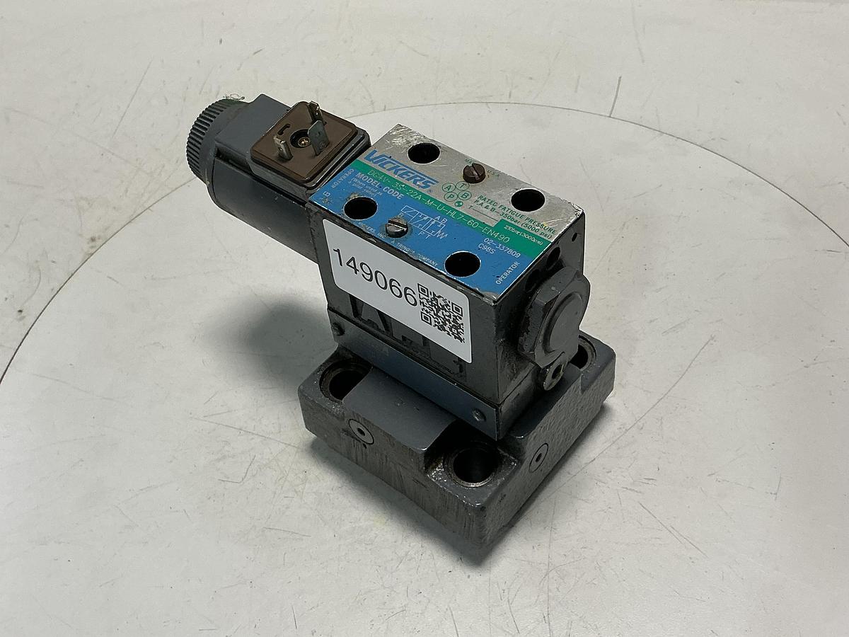 Used VICKERS DG4V-3S-22A-M-U-HL7-60-EN490
