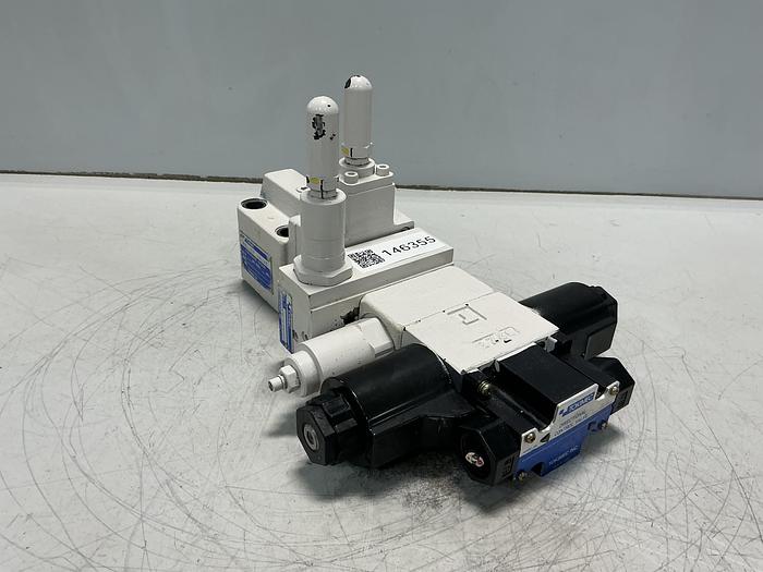 Used TOKIMEC DG4VS-3-0C-M-P7-H-7-P12-52