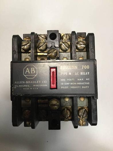 Used ALLEN BRADLEY AC Relay 700-N400A1 SER B #93029