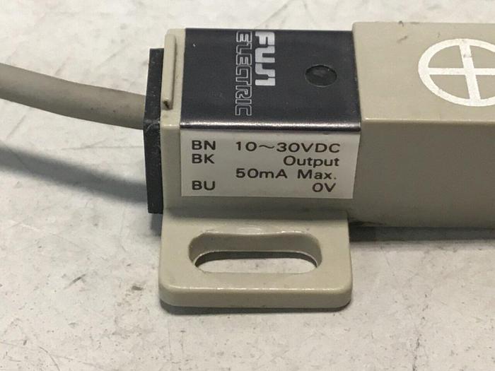 Used FUJI ELECTRIC Proximity Switch PE-B4D3 #128441