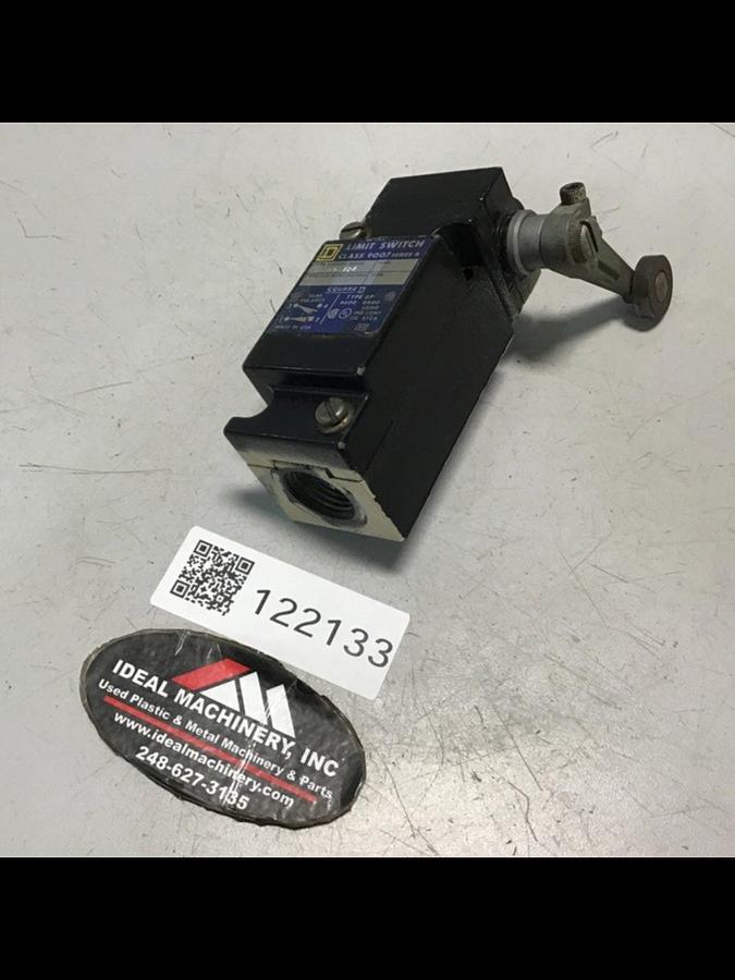 Used SQUARE D Limit Switch 9007-AEQ2724 Used #122133