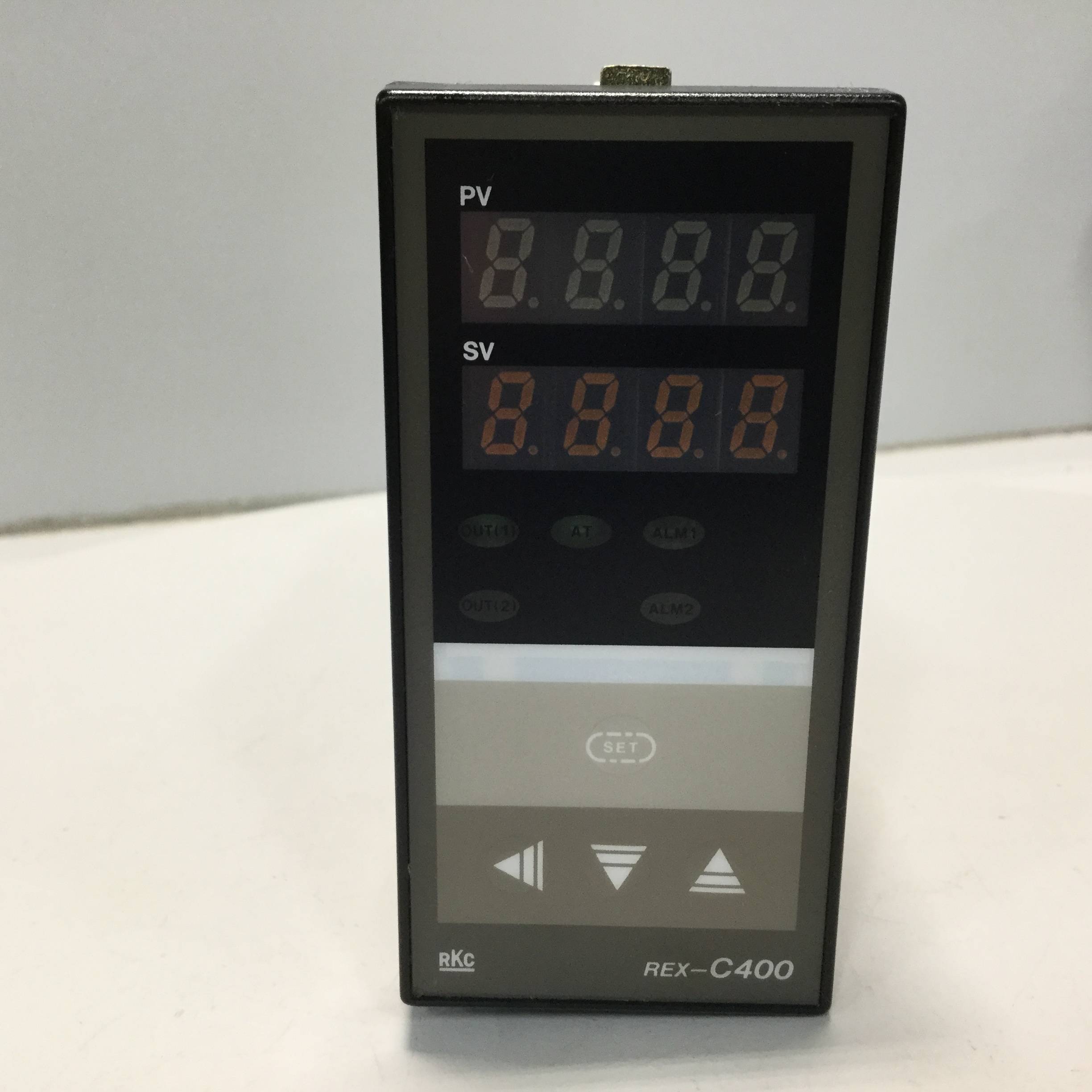 Used RKC Temperature Control REX-C400FK03VNN USED