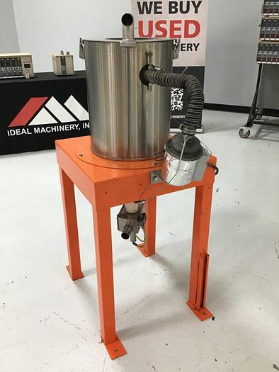 Used MOTAN Drying Hopper w/ Booster Heater BH/240V/1+2 KW Used