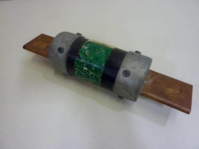 Used FUSETRON 400 Amp Fuse FRN-400 #66145