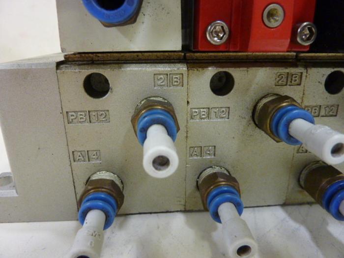 Used SMC Control Block w/ Valves VV71-PR-02 #60101