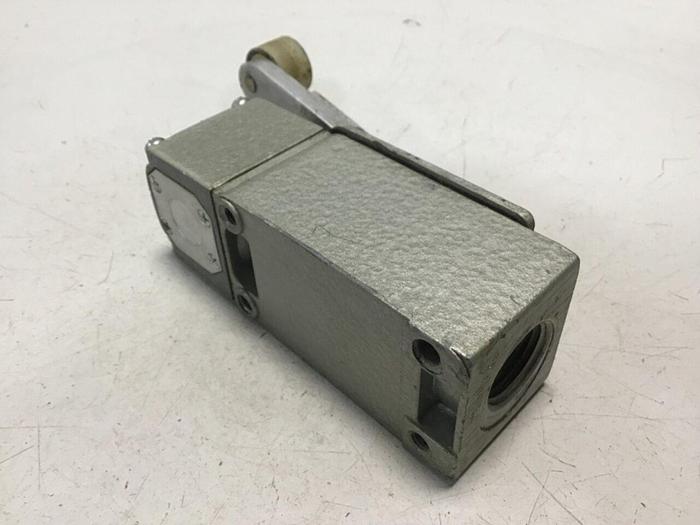 Used TELEMECANIQUE Lox-Switch C2JK05 #121762