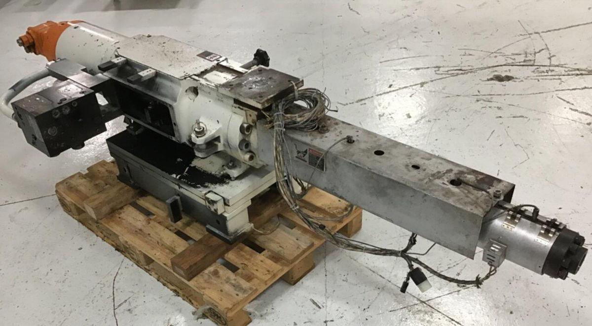 Used ENGEL 10.32 Oz Injection Unit ES700/200-10 / IU USED