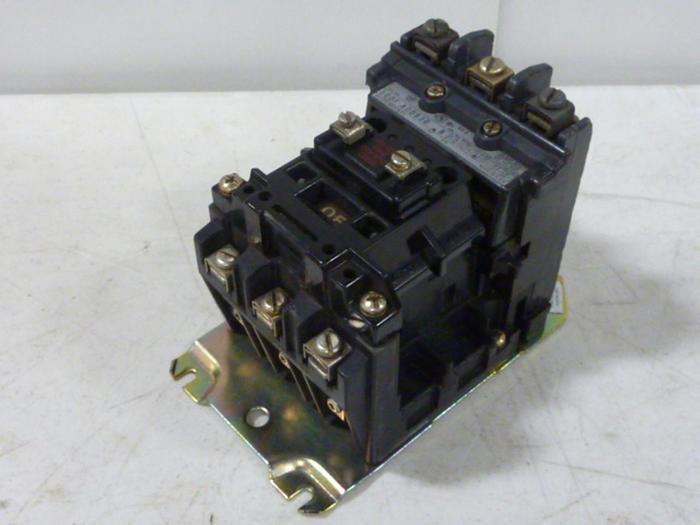 Used ALLEN BRADLEY Contactor 500F-AOD930 SER B #58021