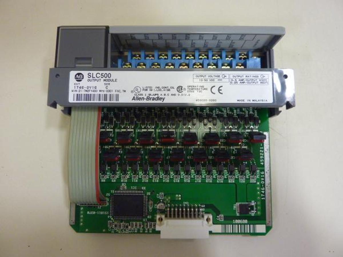 Used ALLEN BRADLEY Output Module 1746-OV16 SER C Used