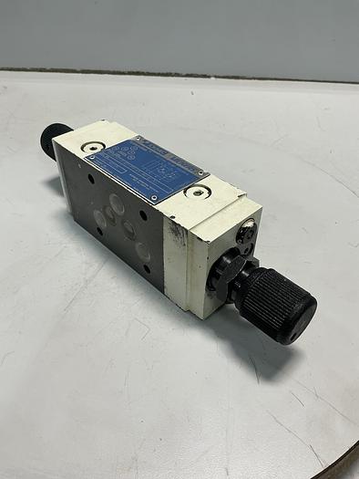 Used VICKERS DGMCRC-5-BT-FH-AY-AH-B-30J