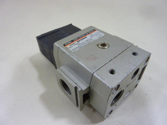 Used SMC Solenoid Valve AV3000 #52238