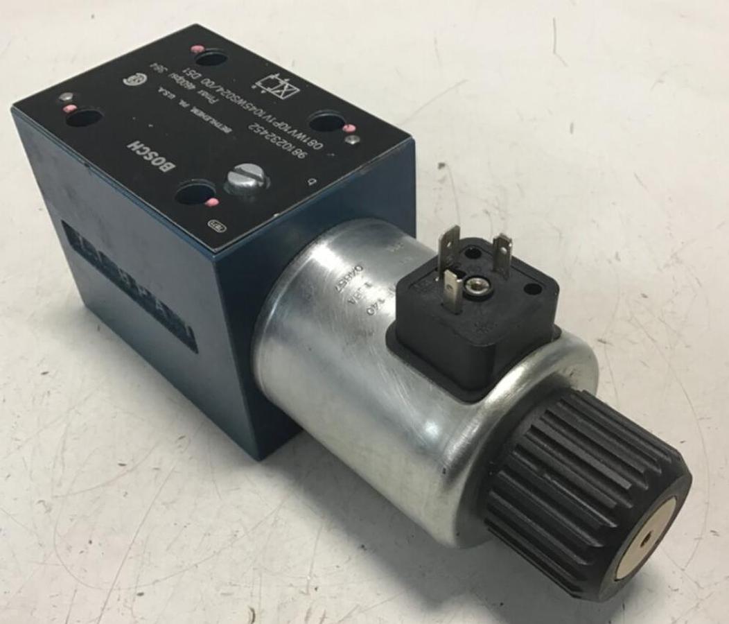 Used BOSCH Valve 081WV10P1V1045WS024/00D51 USED