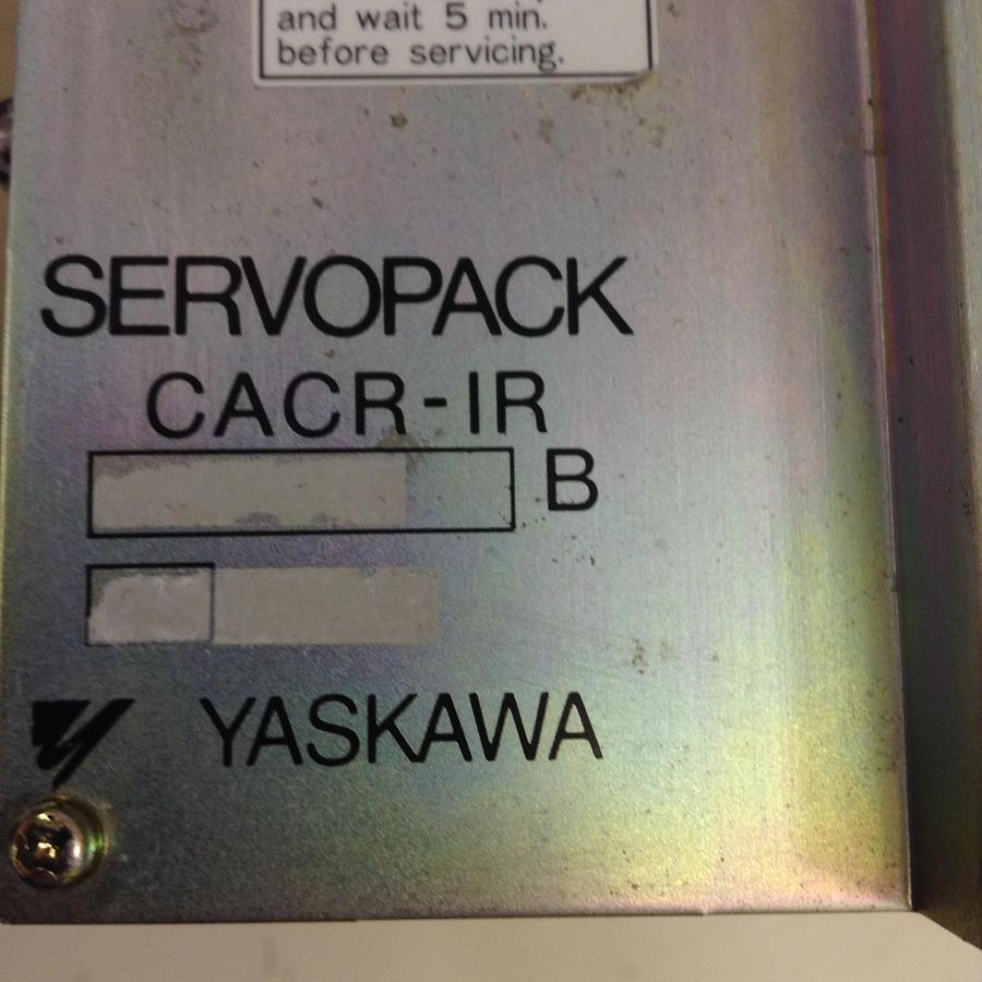 Used YASKAWA Servopack CACR-IR020202F #76534