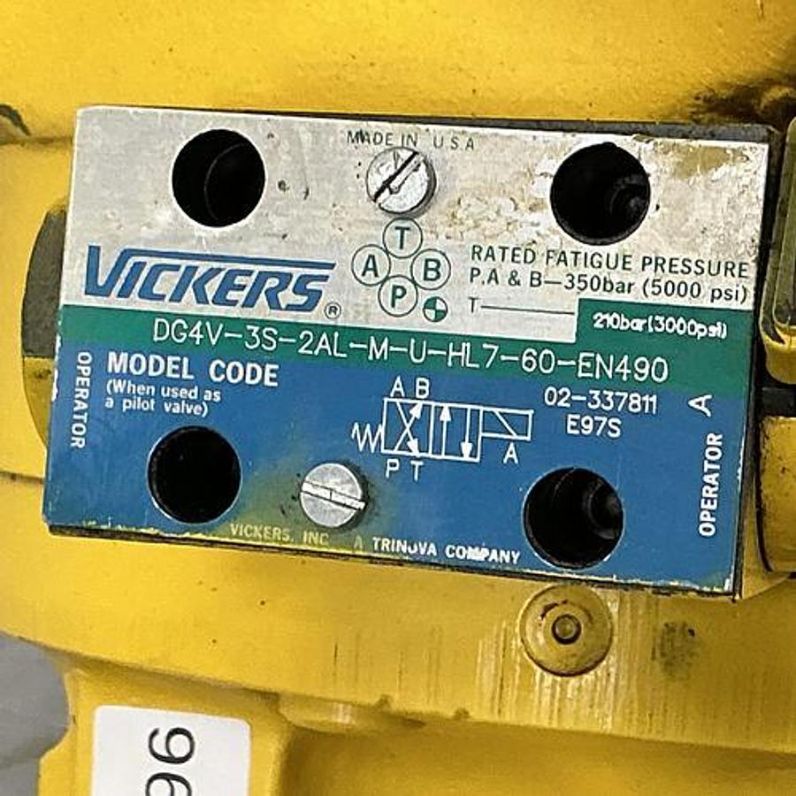 Used KAWASAKI HM/C080/Q/60/45/F3/C1/31/PL458 SCREW MOTOR USED #148396