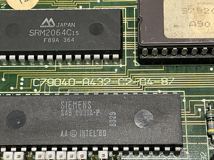 Used SIEMENS C79040-A432-C2-04-87