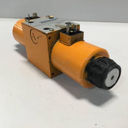 Used MANNESMANN REXROTH Valve 4WE10J31CG24N9Z4 #92398