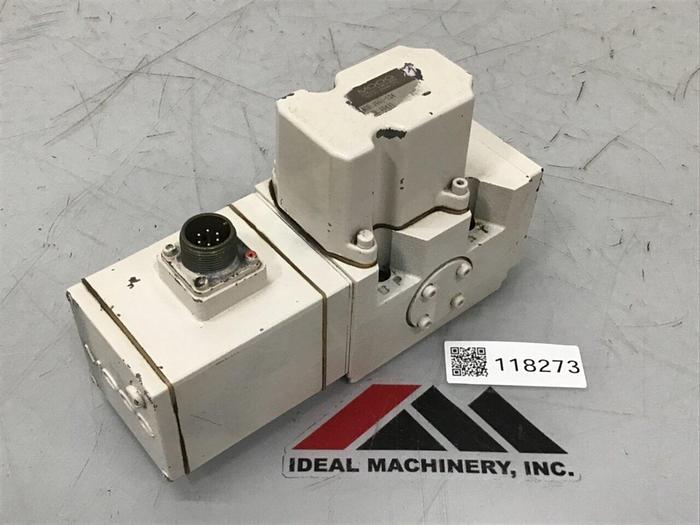 Used MOOG Valve J661-124 Used
