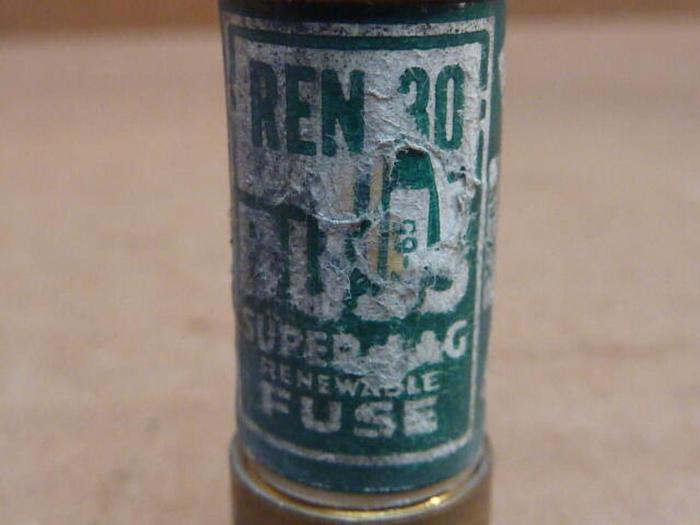 Used BUSSMANN 30 Amp Fuse REN-30 #33644