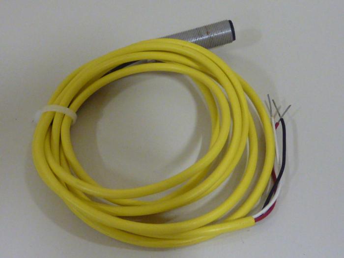 Used MICROSWITCH Proximity Switch FYAA3A1-2 #55633