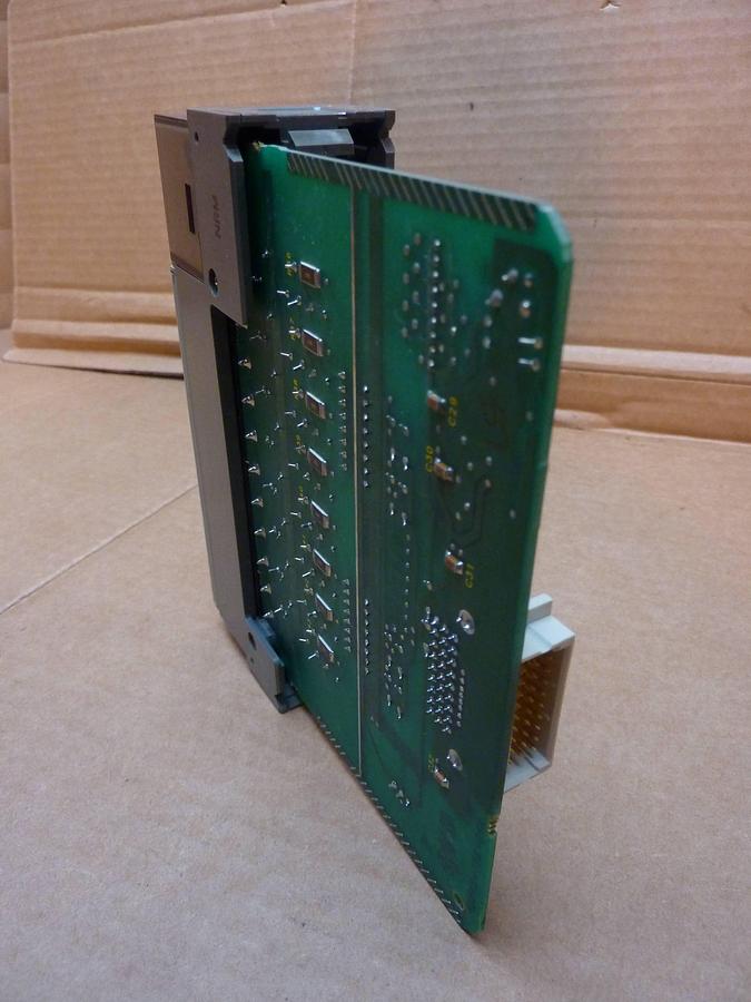 Used ALLEN BRADLEY Input Module 1746-IA8 SER A Used