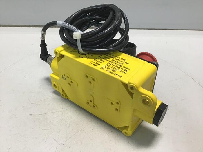 Used BANNER ENGINEERING Emergency Stop Button SSA-EBM-11EB1Q80TBB #117216