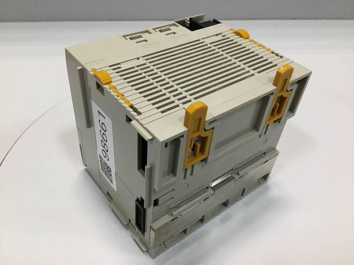 Used OMRON Programmable Controller CQM1H-CPU21 #98661