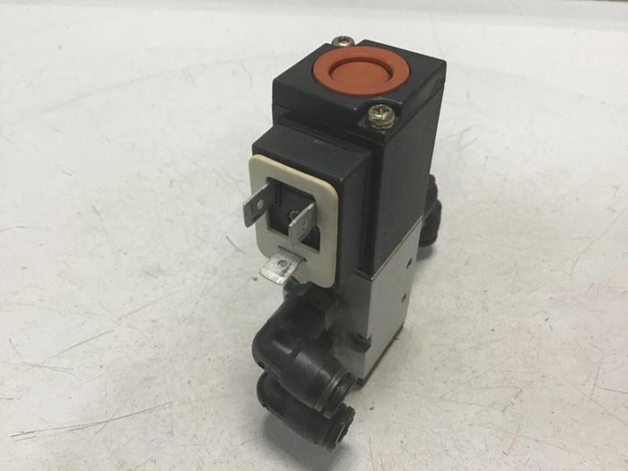 Used KOGANEI Air Valve 100-4E1-39-SR #124281