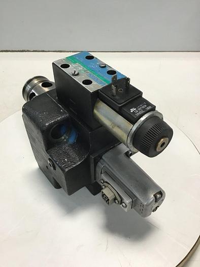 Used VICKERS Valve DG4V3S2AMUHL760EN490 Used