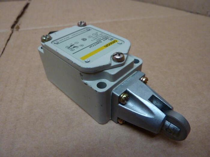 Used OMRON Limit Switch WL D2-TH #26819