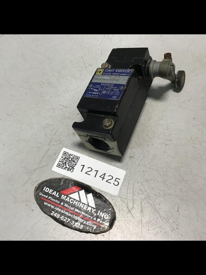 Used SQUARE D Limit Switch 9007-AEQ2699 Used
