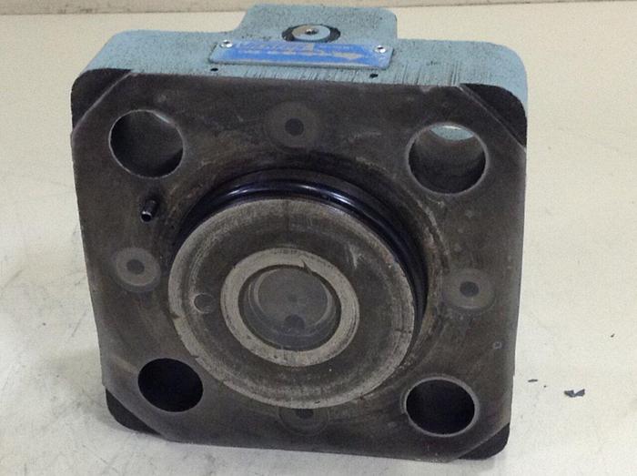 Used VICKERS Valve CVCS40WHS210A00B14 #80251