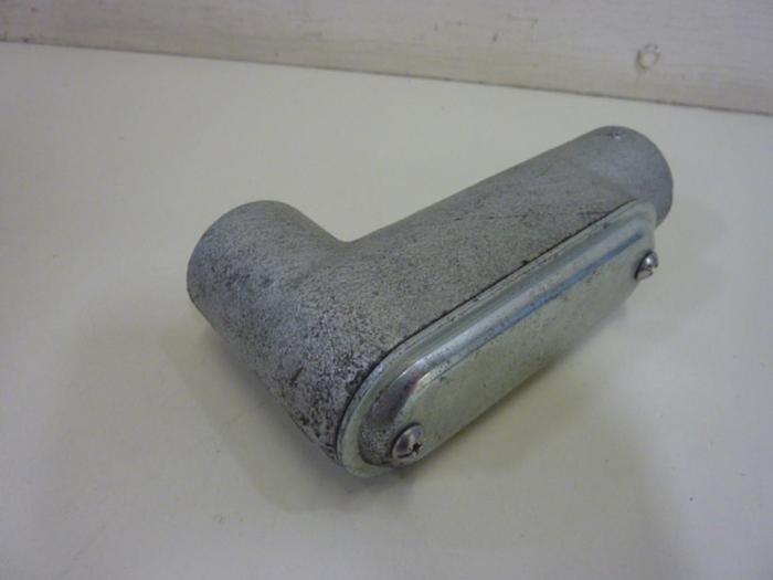 Used CROUSE HINDS Conduit LB27 #62142
