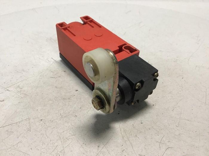 Used BERNSTEIN Limit Switch I88-E2 AHS28 #121225