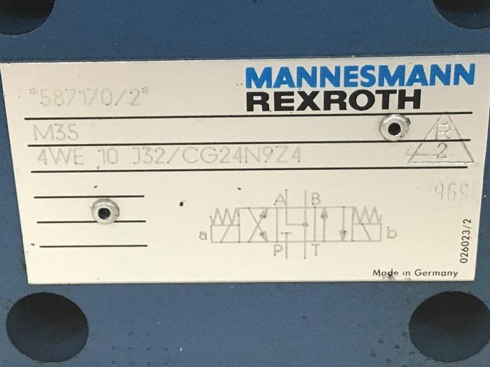 Used MANNESMANN REXROTH Valve 4WE 10 J32 4WE10J32/CG24N9Z4 #137657