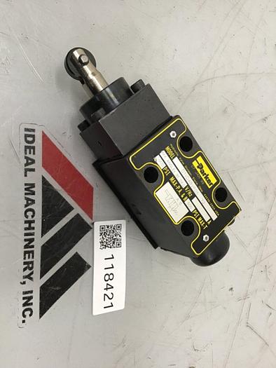 Used PARKER Valve D1VD4BVP05 72 #118421
