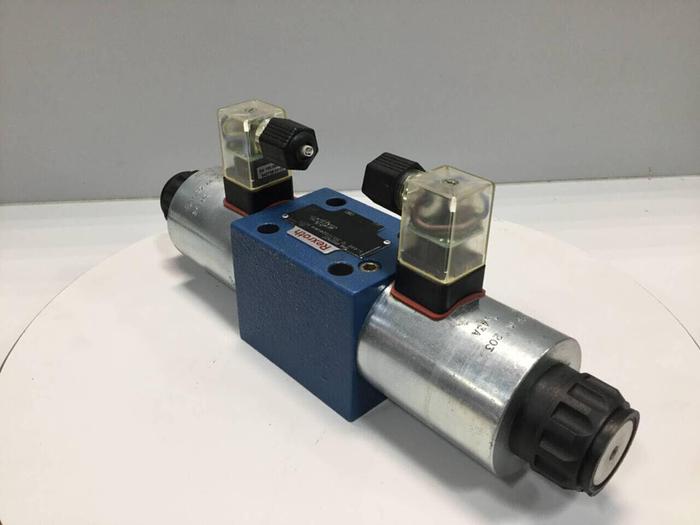 Used REXROTH Valve 54WE10J33/CG24N9K4 #97010