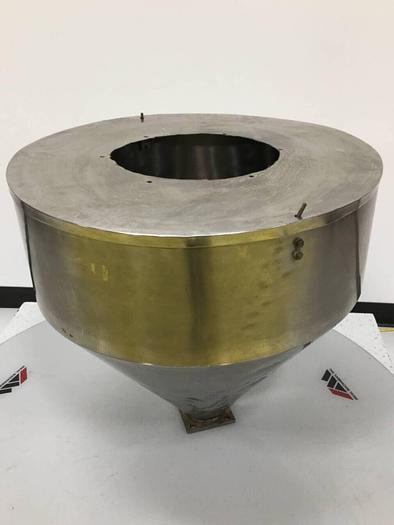 Used METAL FABRICATOR Hopper w/ Lid K.K04-05 #91468