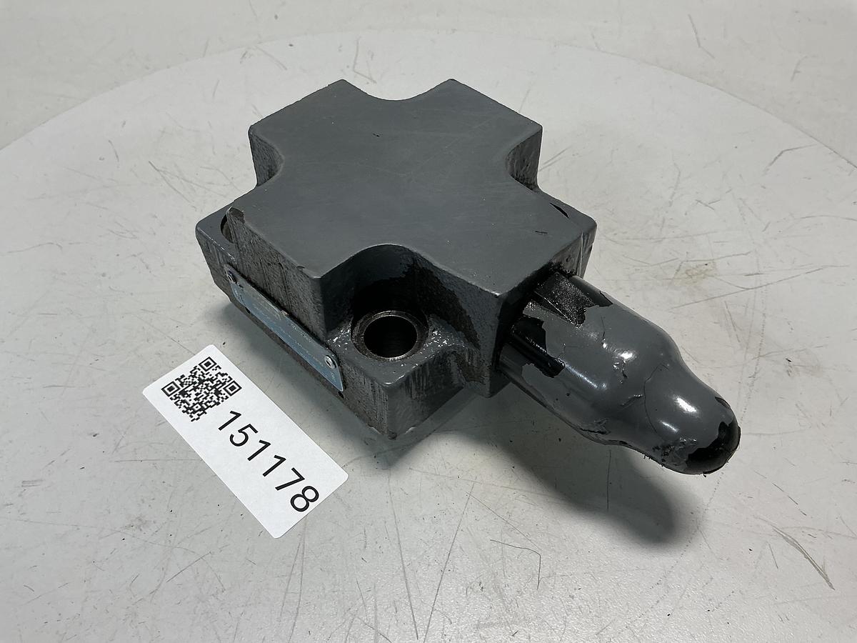 Used VICKERS CVCS-25-C-S2-W-245-10-AP10