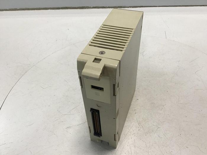 Used OMRON Output Module C200H-OC225 #122627