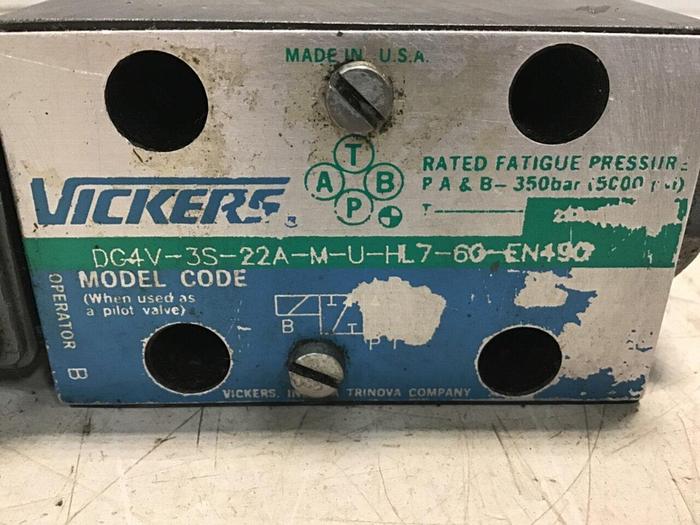 Used VICKERS Valve DG4V3S22AMUHL760EN490 Used