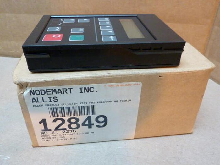 Used ALLEN BRADLEY Programming Terminal 1201-HA2 SER B #29535