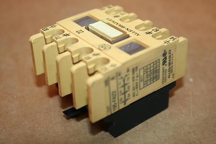 Used ALLEN BRADLEY Auxiliary Contact 195-FA22 SER A Used