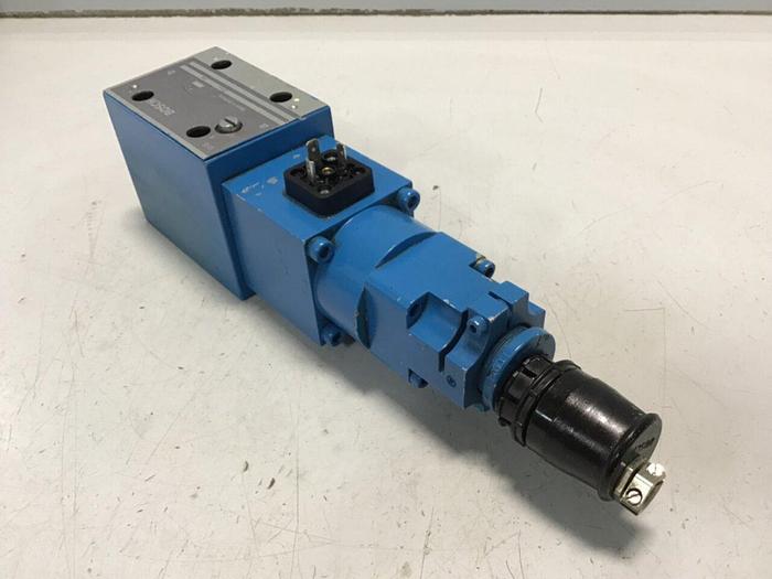 Used BOSCH Servo Proportional Valve 0 811 403 001 Used