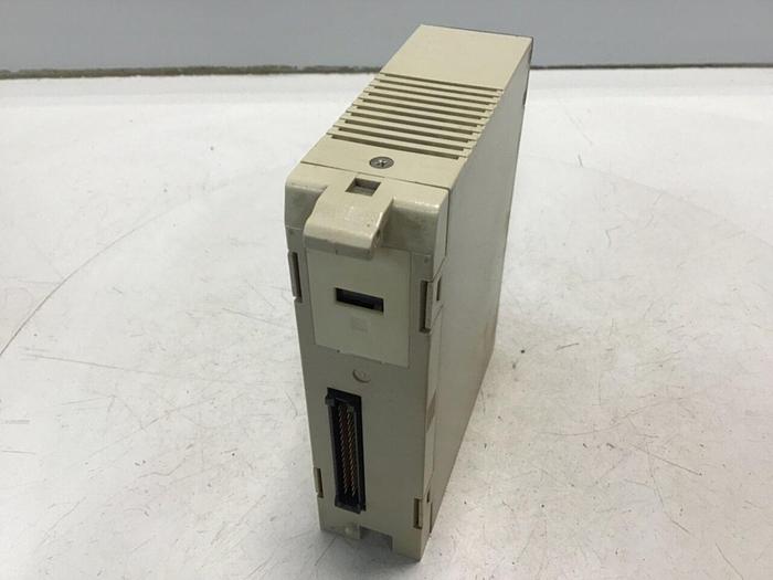 Used OMRON Output Module C200H-OC225 #122630