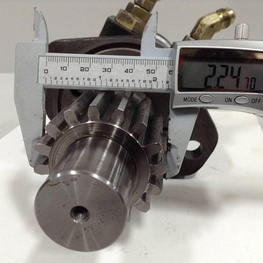 Used CHAR LYNN Die Height Hydraulic Motor 101 2169 009 Used